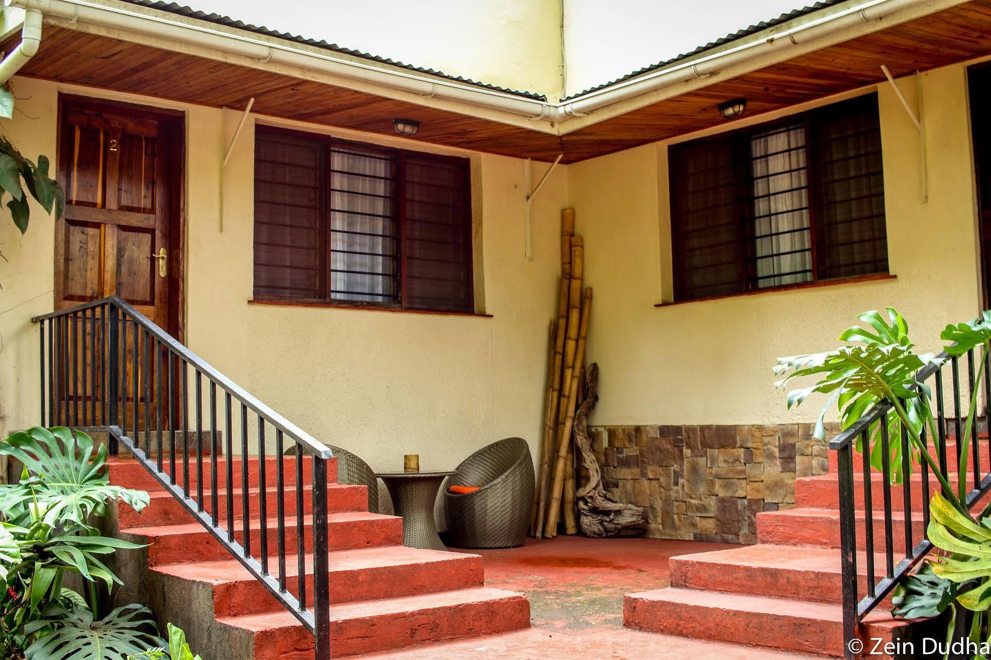 Villa 33 Blantyre Luaran gambar